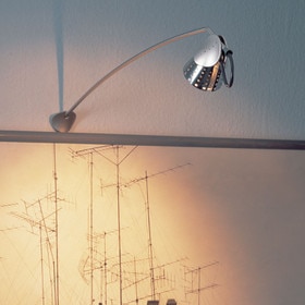 Klem Imago© Surface Mount Ehxibit and Display Arm Light