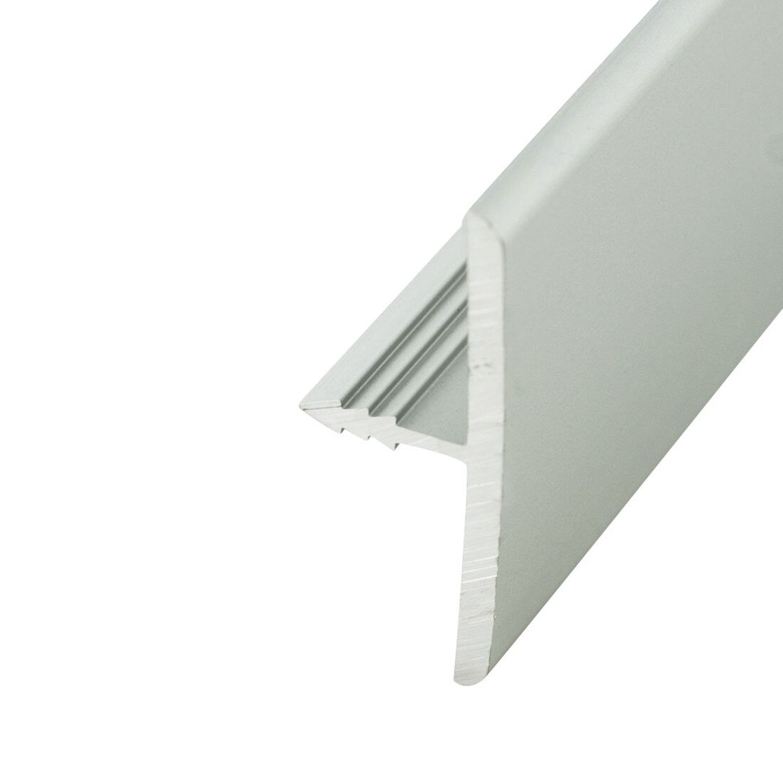 1-1/4in Flat Aluminum | Center Barb Tee Moulding