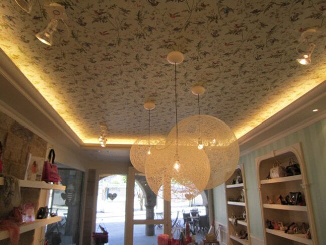 Orac Decor | Purotouch High Density Polyurethane Crown Moulding for Indirect Lighting | Primed White | 5-7/8in H x 4-7/8in Proj x 7-1/2in Face