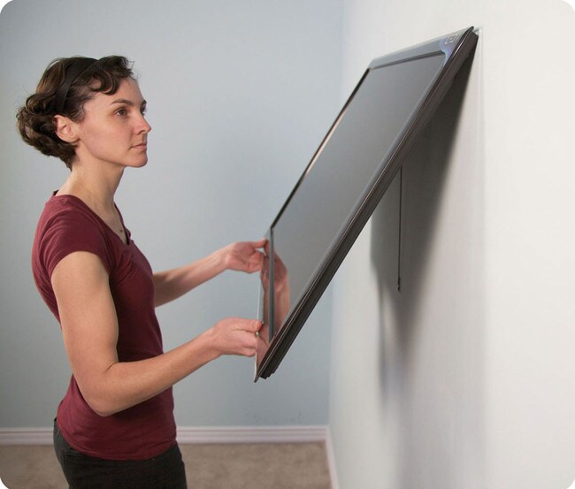 Hangman Simple TV Mount ZZHGAS2060 Outwater