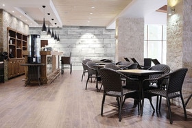White Washed | Urethane Composite | Plank It Wallscapes Wallcovering